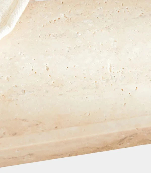 Travertinbricka i äkta natursten – dekorationsbricka 25 × 15 cm