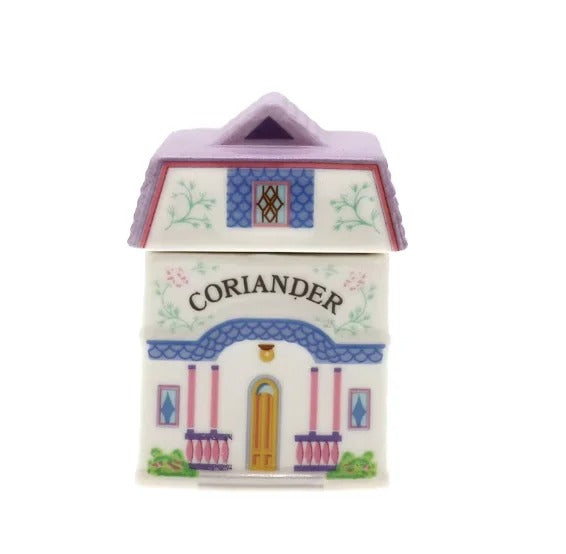 Kryddburkar i porslin formade som hus – 24-pack med lock
