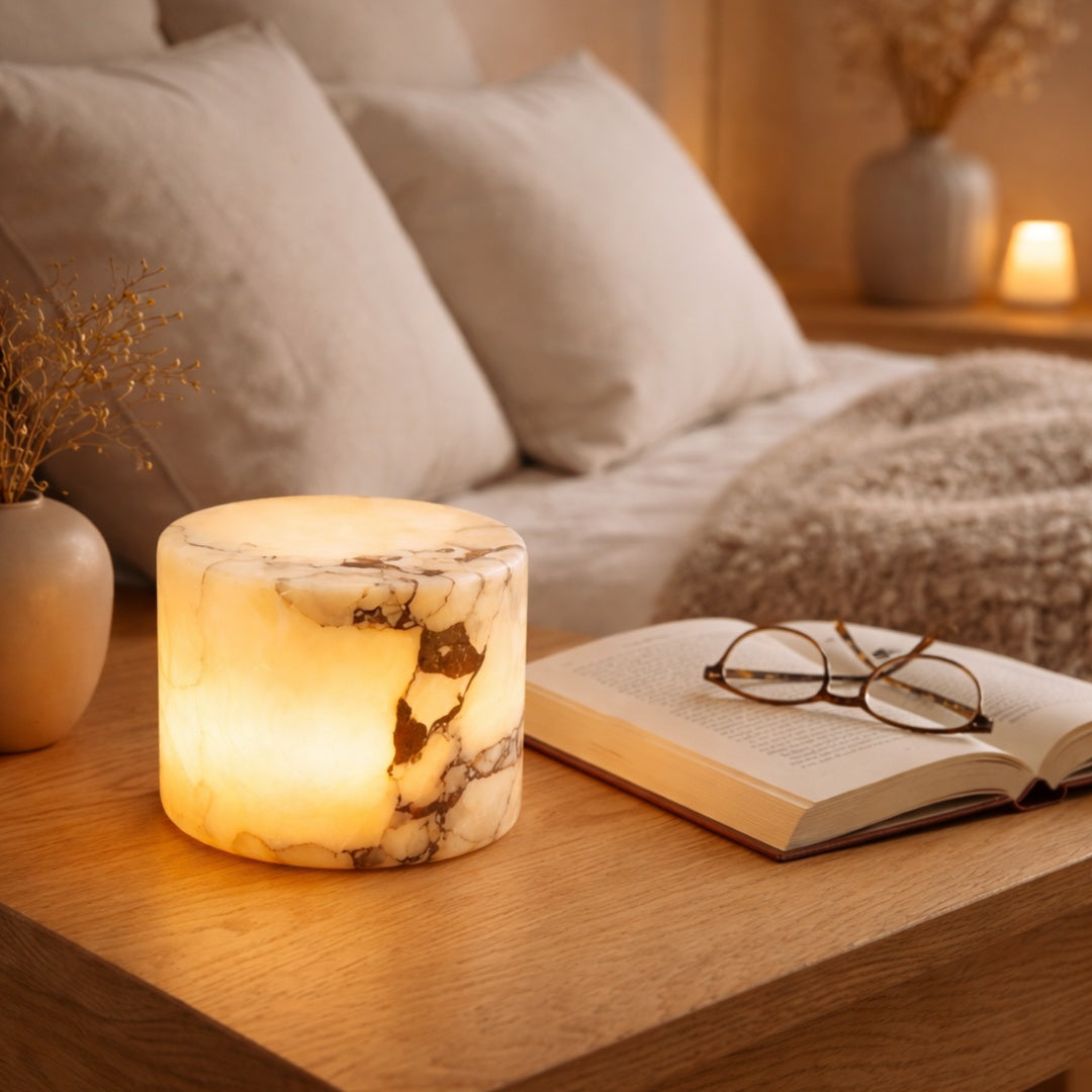 Marmorlampa – dekorativ bordslampa med modern design